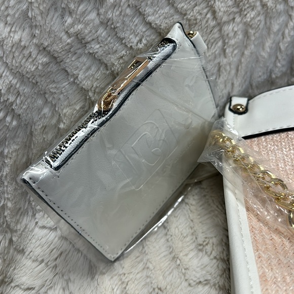 Laundry By Design Woman's purse in pinkish tan and white vegan leather NWT! - Picture 7 of 8